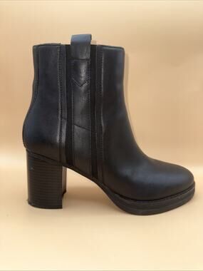 Clarks Mable Easy Black Leather Ankle Boots Block Heel Platform Women's Size 9.5